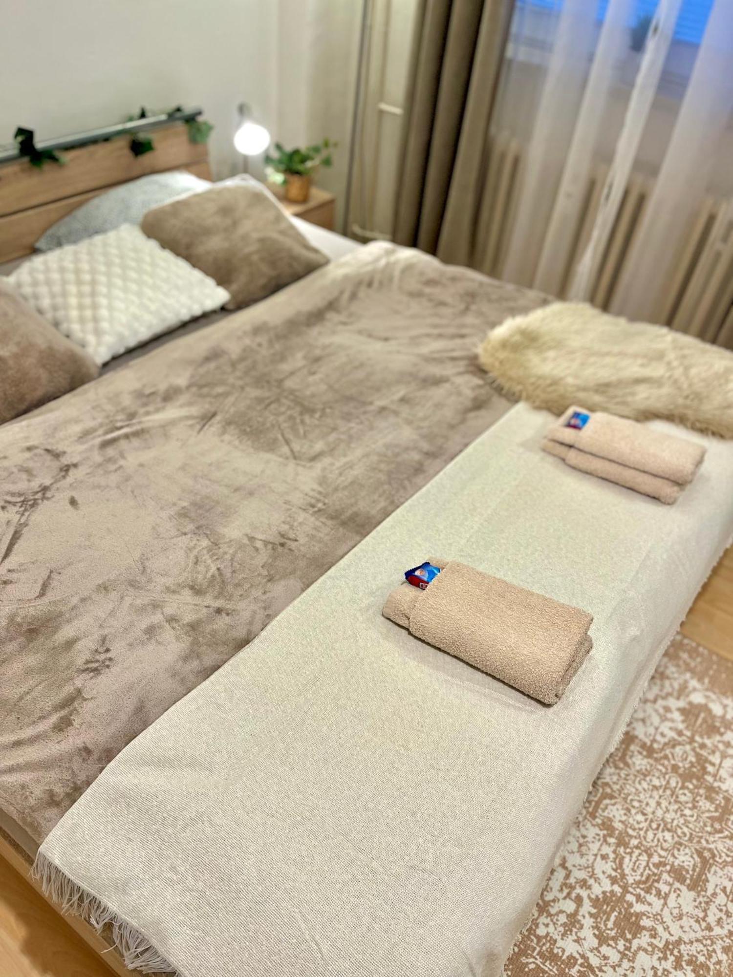 Apartment Simona - Old Town Bratislava Ngoại thất bức ảnh